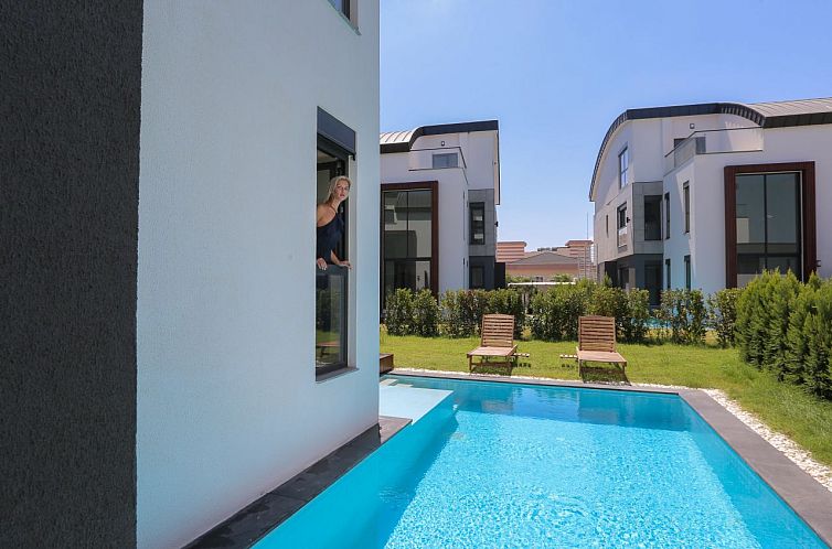 Geschakelde woning in Side