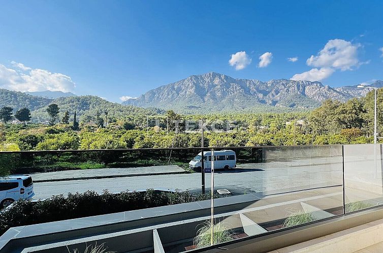 Vrijstaande woning in Kemer