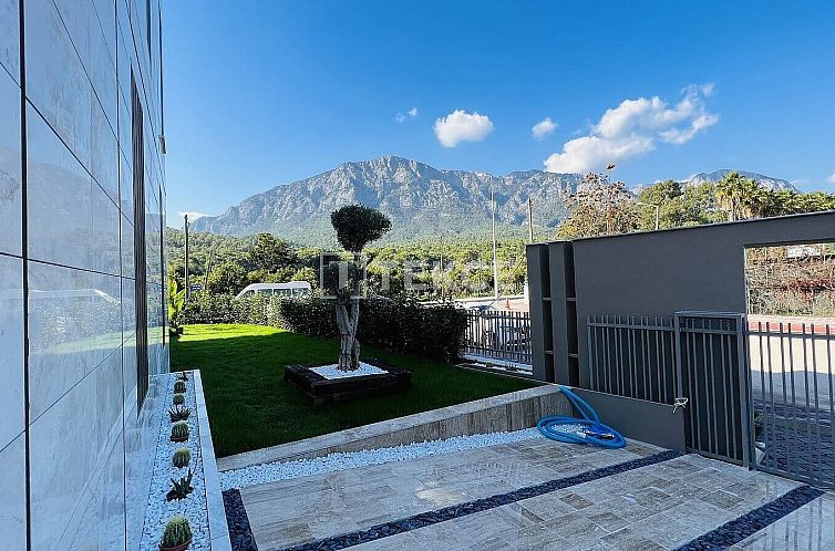 Vrijstaande woning in Kemer