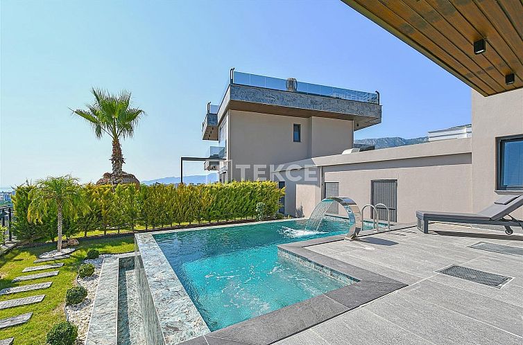 Vrijstaande woning in Alanya