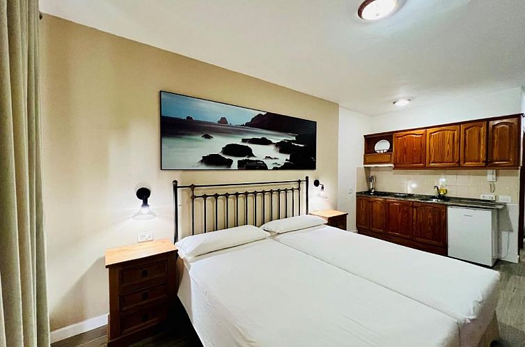 Apartamentos Frontera
