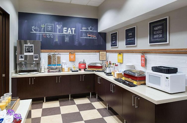 Hampton Inn & Suites Chicago North Shore