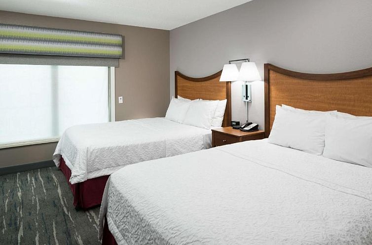Hampton Inn & Suites Chicago North Shore