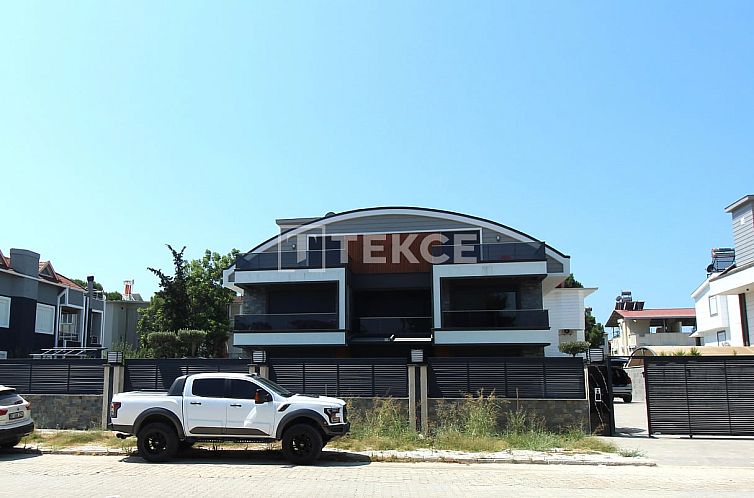 Geschakelde woning in Boğazkent