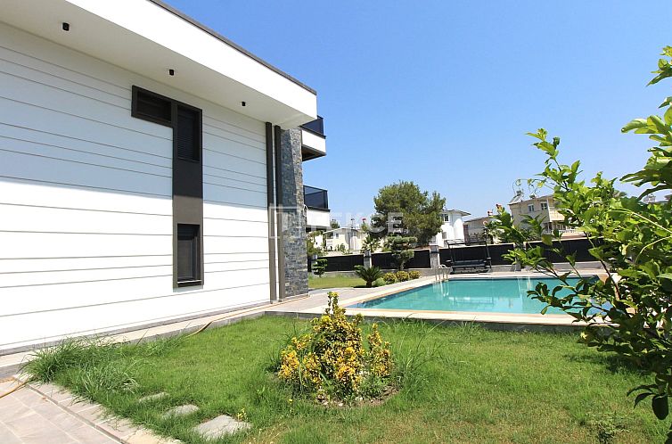 Geschakelde woning in Boğazkent
