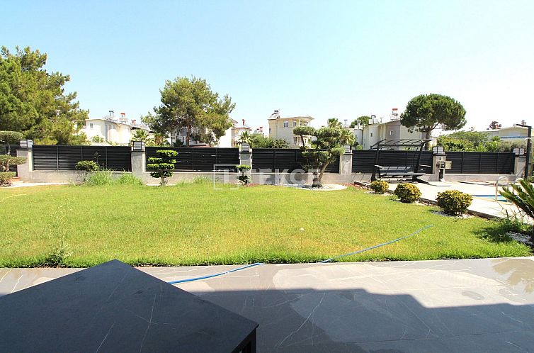 Geschakelde woning in Boğazkent