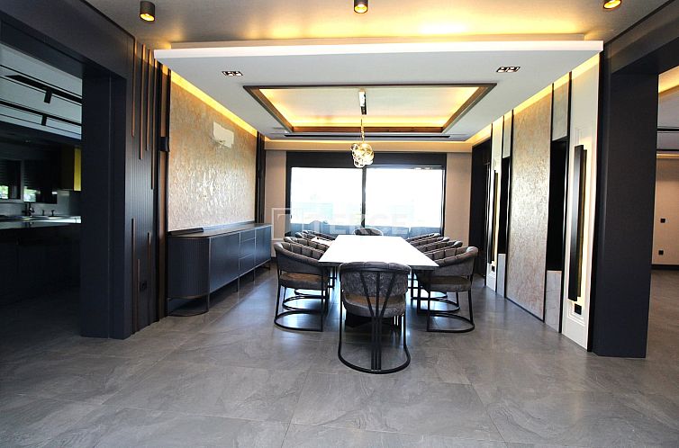 Geschakelde woning in Boğazkent