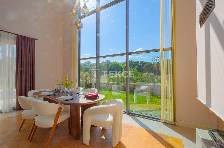 Vrijstaande woning in Döşemealtı