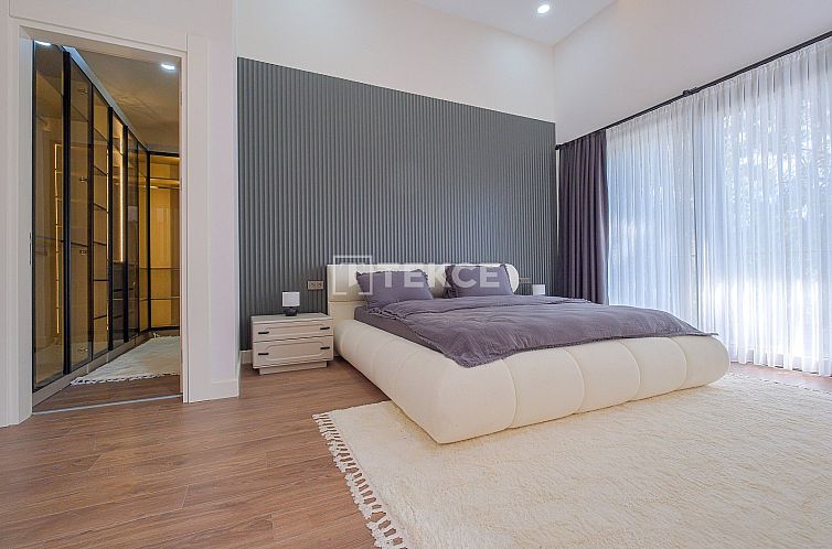 Vrijstaande woning in Döşemealtı