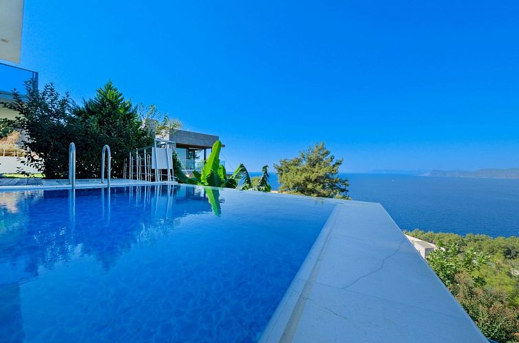 Vakantiehuis Villa mit unfassbarem Meerblick