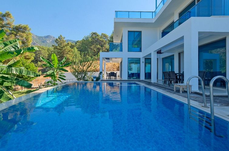 Vakantiehuis Villa mit unfassbarem Meerblick