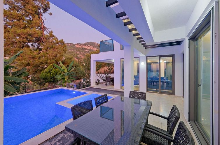 Vakantiehuis Villa mit unfassbarem Meerblick