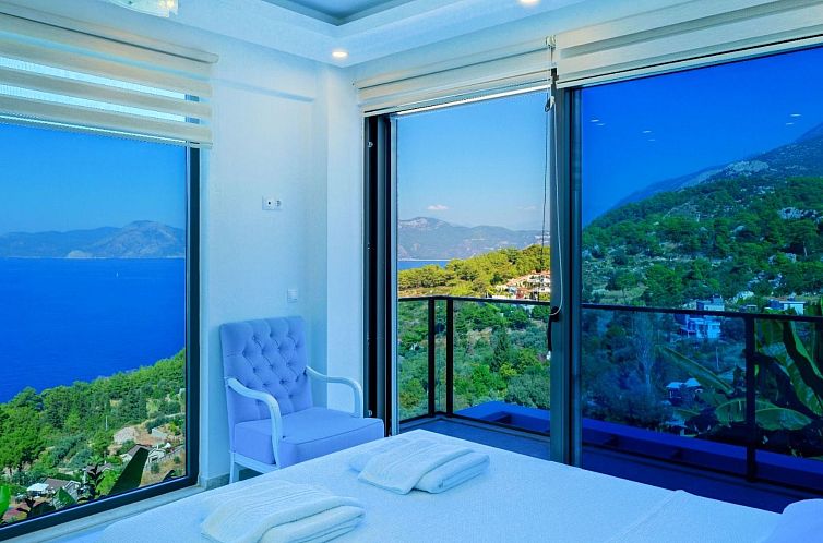 Vakantiehuis Villa mit unfassbarem Meerblick