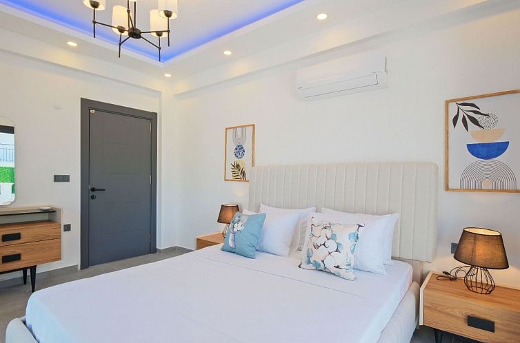 Vakantiehuis Große Villa in Fethiye Ausserhalb im grünen