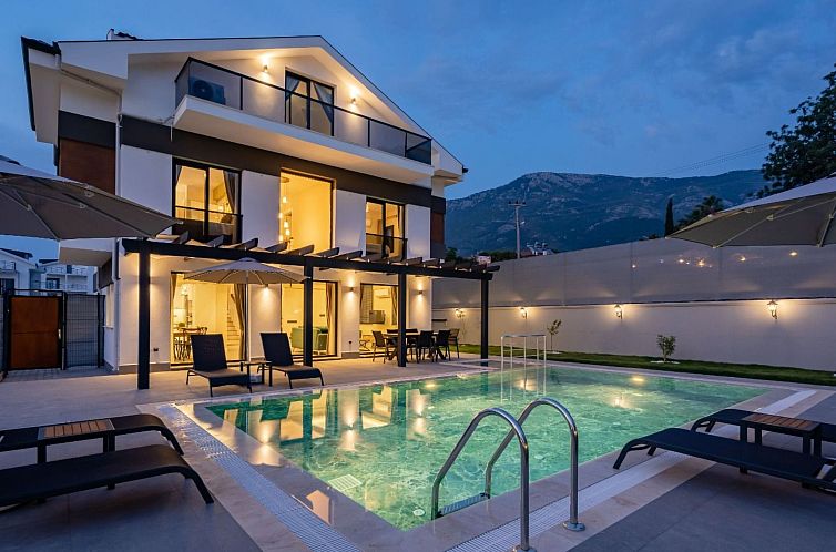 Vakantiehuis Villa in Ölüdeniz mit Kinderpool