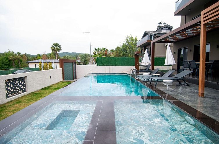 Vakantiehuis Tek 2