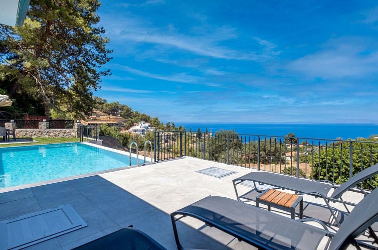 Vakantiehuis Villa mit Infinitypool in Fethiye Faralya