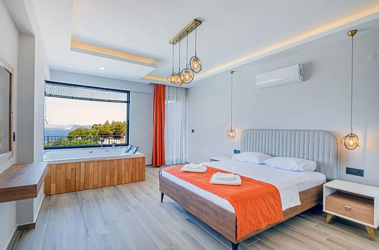 Vakantiehuis Villa mit Infinitypool in Fethiye Faralya