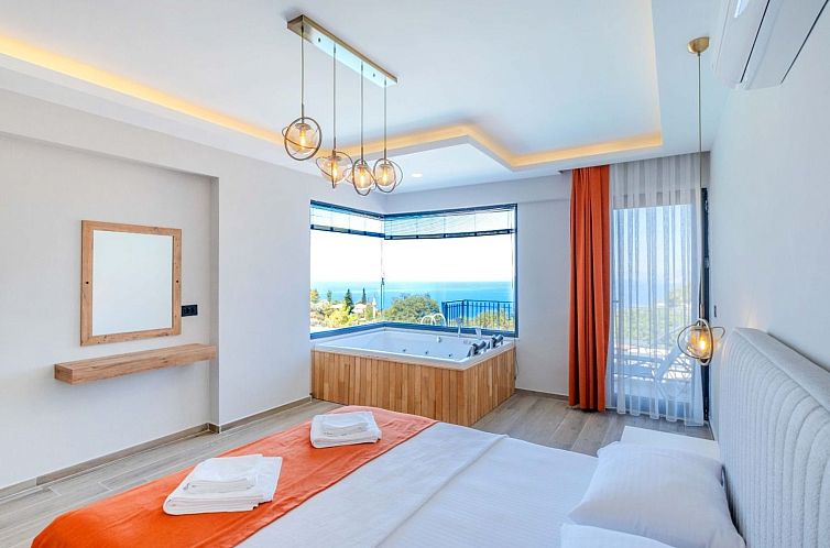 Vakantiehuis Villa mit Infinitypool in Fethiye Faralya