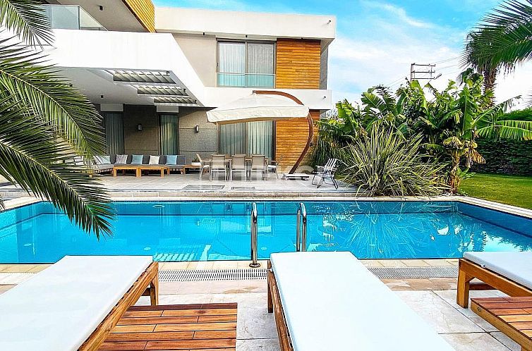 Vrijstaande woning in Çeşme