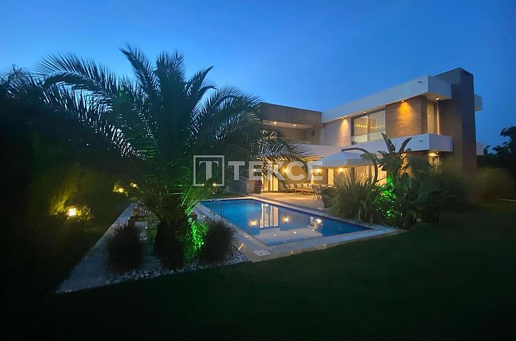 Vrijstaande woning in Çeşme