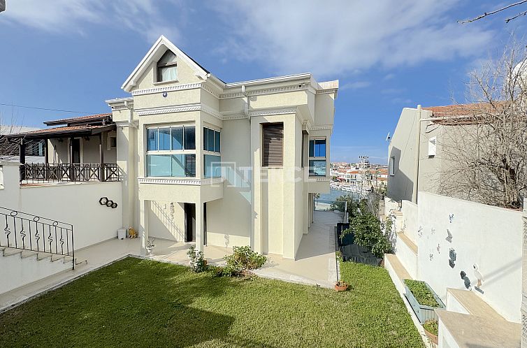 Vrijstaande woning in Çeşme