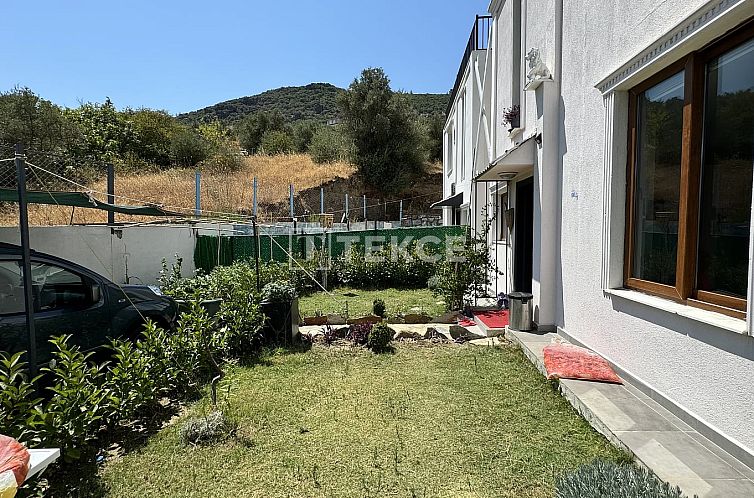 Geschakelde woning in Belevi