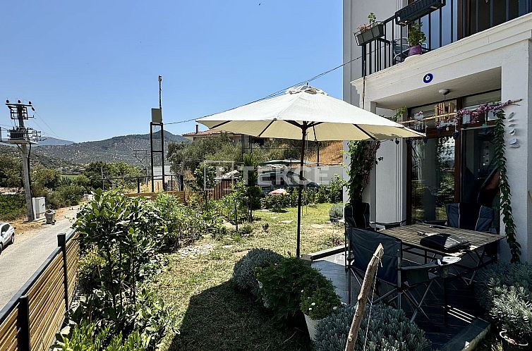 Geschakelde woning in Belevi