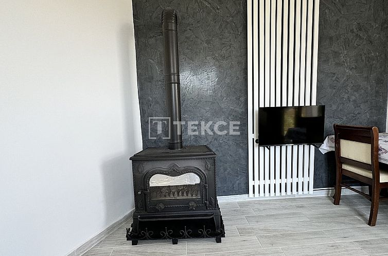 Geschakelde woning in Belevi