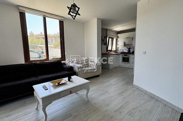 Geschakelde woning in Belevi
