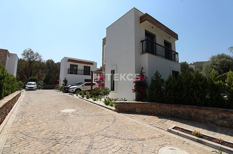 Geschakelde woning in Torba