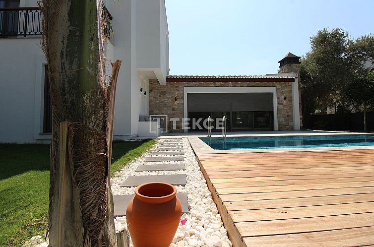 Geschakelde woning in Torba