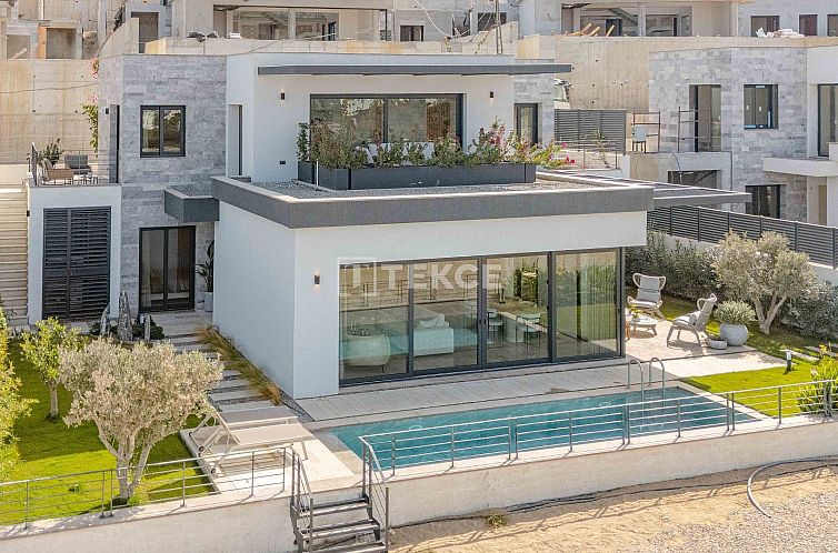 Geschakelde woning in Gümüşlük