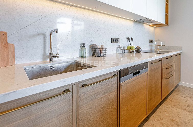 Geschakelde woning in Gümüşlük
