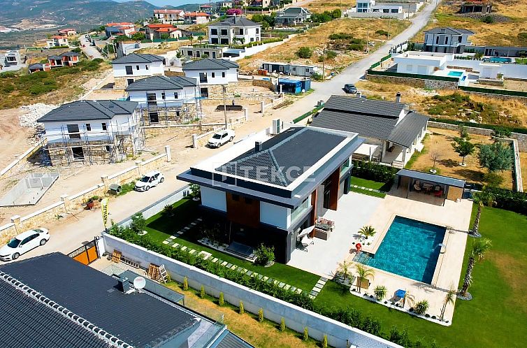 Vrijstaande woning in Foça