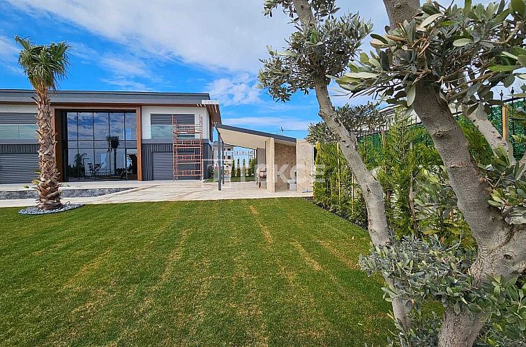 Vrijstaande woning in Foça