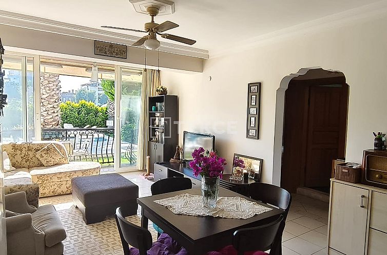 Appartement in Foça