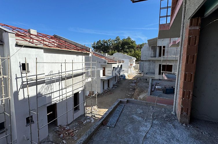 Geschakelde woning in M. Fevzi Çakmak