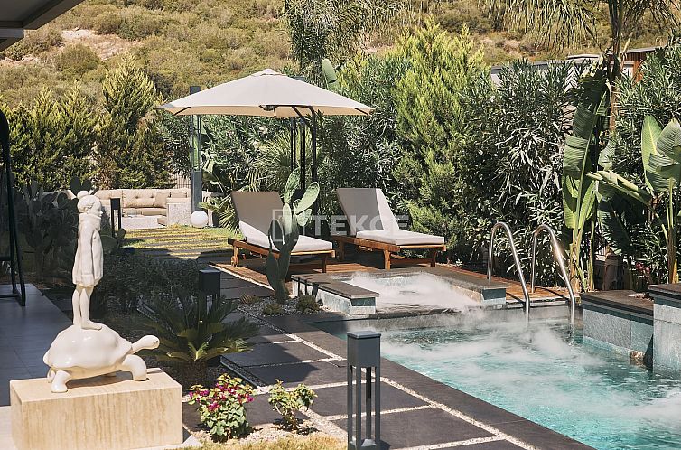 Geschakelde woning in Boğaziçi