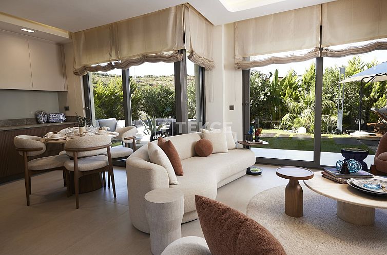 Geschakelde woning in Boğaziçi