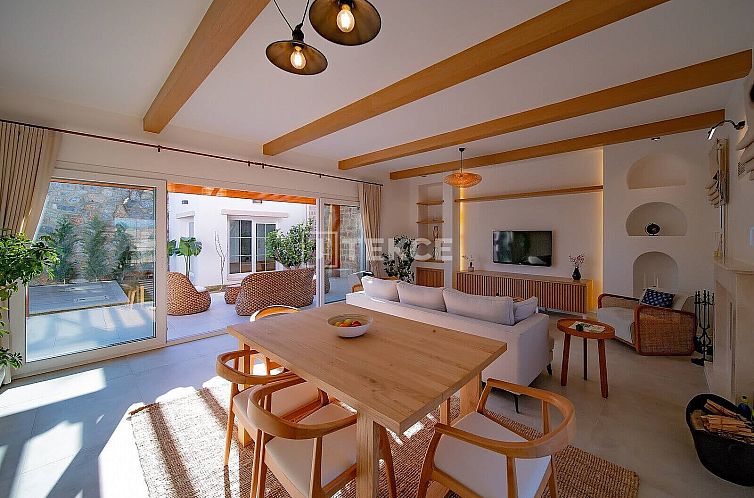 Geschakelde woning in Güllük