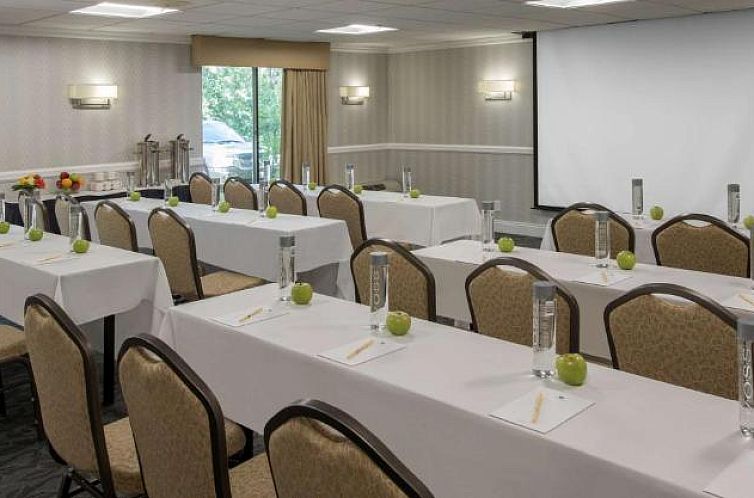 DoubleTree by Hilton Chicago-Wood Dale/Itasca