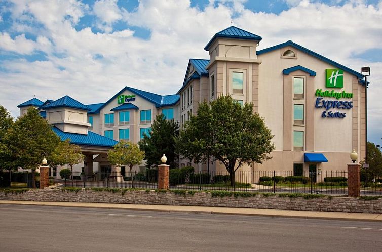 Holiday Inn Express & Suites Chicago-Midway Airport, an IHG 