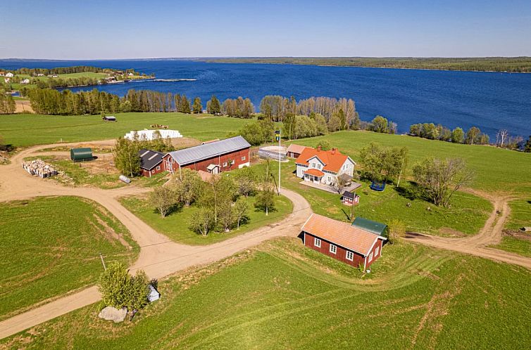 Vrijstaande woning in Svenstavik