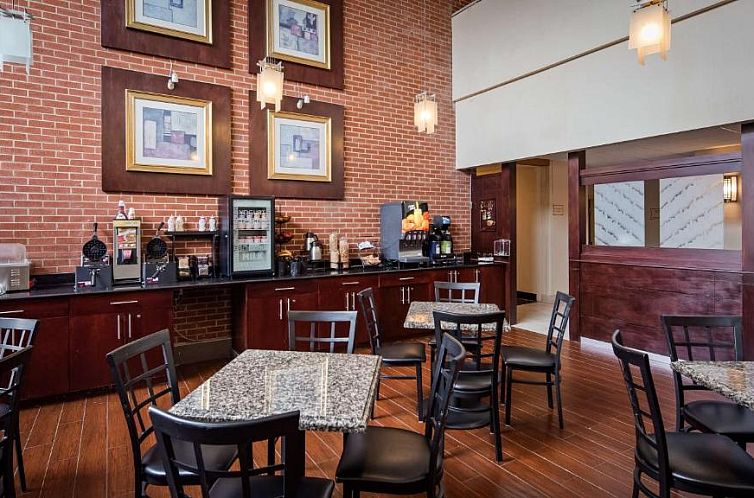Best Western Plus Reading Inn & Suites