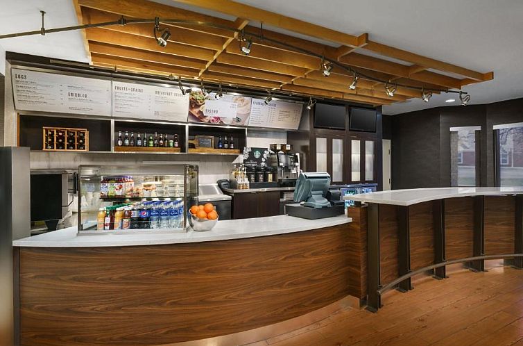 Courtyard Chicago Bloomingdale