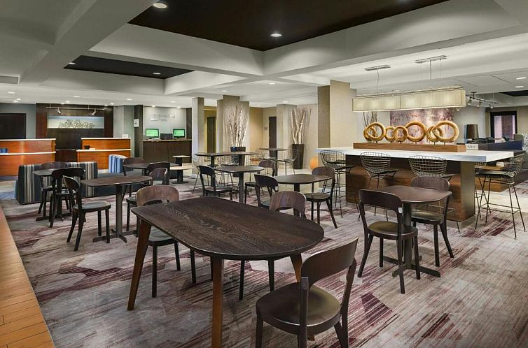 Courtyard Chicago Bloomingdale