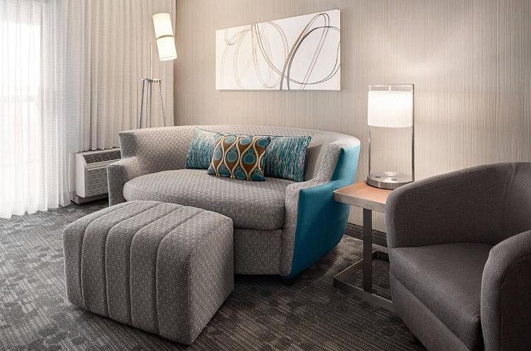 Courtyard Chicago Bloomingdale