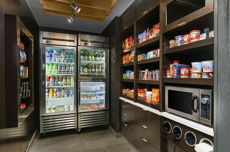 Courtyard Chicago Bloomingdale