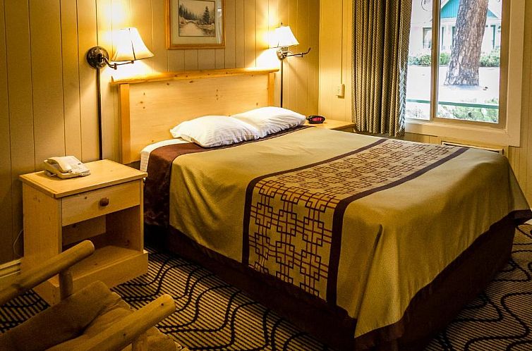 Green Gables Motel & Suites